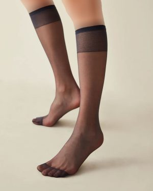 جوراب زنانه زیر زانو فیت 15 پنتی