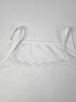تاپ دخترانه بندی پنبه حاشیه گیپور سفید