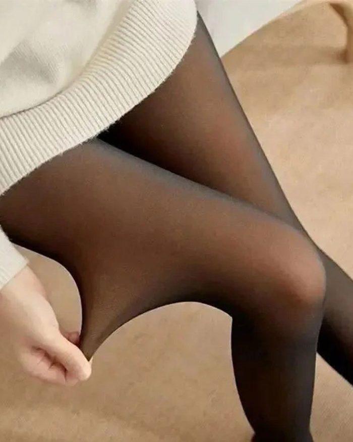 طراحی سه‌بعدی: جلوه‌ای خاص و منحصر به فرد برای استایل‌های شیک. تو کرکی: نرمی و گرمای ایده‌آل برای فصل‌های سرد سال. فری سایز: مناسب برای تمامی سایزها با تطبیق راحت. الیاف باکیفیت: دوام و ماندگاری بالا. قابلیت ست شدن آسان: مناسب برای ست کردن با لباس‌های زمستانی و بوت‌ها.