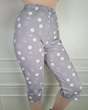 شلوارک زنانه نخی طرح رامونا طوسی سیلکا