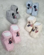 پاپوش کاموایی نوزادی طرح گل