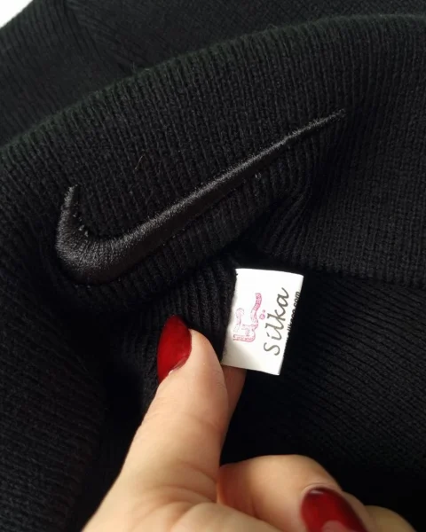 کلاه بافت مردانه سیلکا مدل Nike گلدوزی