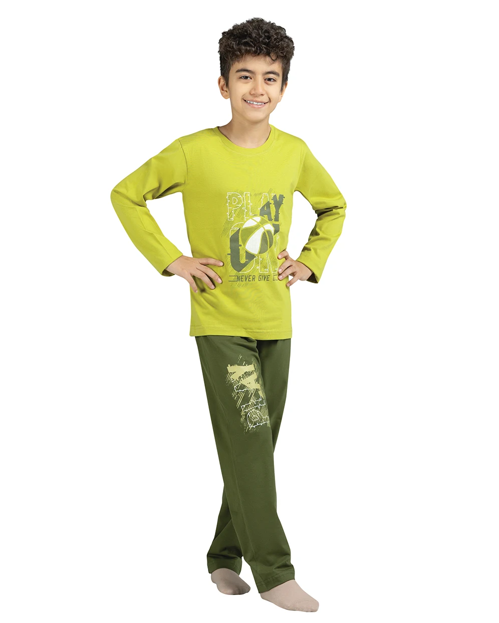 set rahati arsha-9-p ست راحتی پسرانه آستین بلند پنبه طرح ارشا