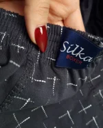 شورت مردانه نخی پنبه‌ پادار سیلکا طرح هومن