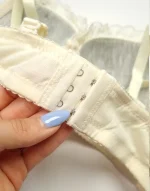 سوتین اسفنجی زنانه فنر دار  ماتیا